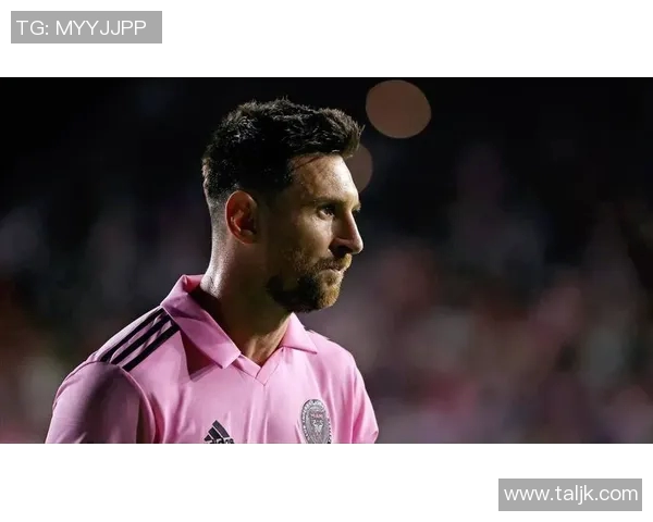 黑灰足球历史球星盘点 谁是这个时代最具影响力的传奇人物 黑灰足球历史球星盘点 谁是这个时代最具影响力的传奇人物